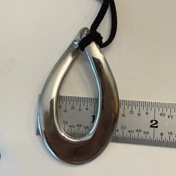 Lia Sophia "TORQUE" Necklace - Picture 8 of 8